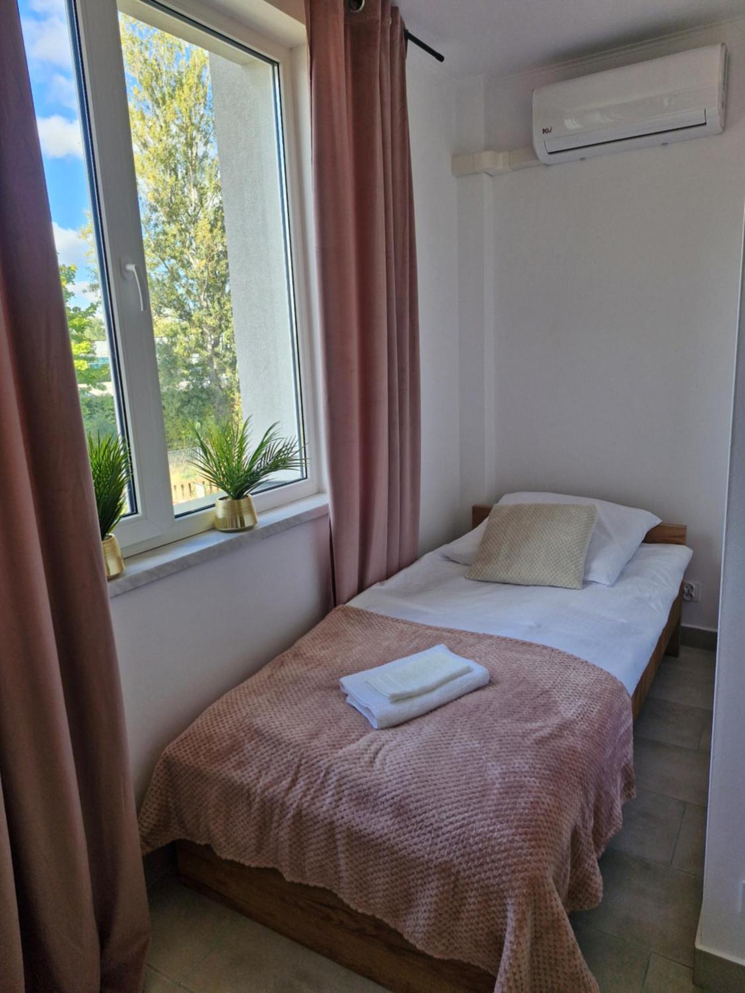 Motel Mewa Lezajsk Eksteriør bilde